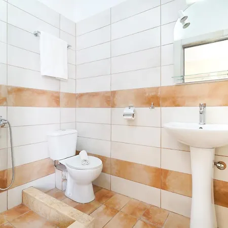 Toula's House * Limenária