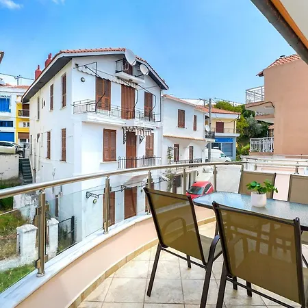 Апартаменты Toula's House *